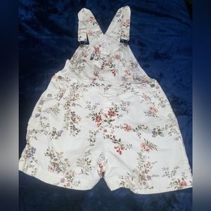 Vintage women's Large overalls with flowers.